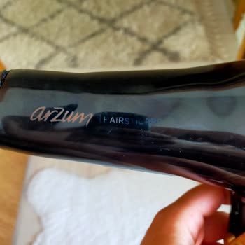 Arzum Marka Sac Kurutma Makinesi Aşırı Isınma Şikayeti