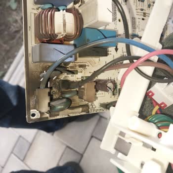 DemirDöküm 18000 BTU İnverter Klima Dış Ünite Kart Arızası