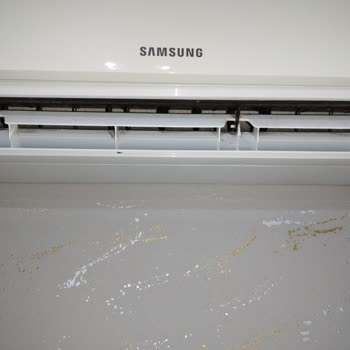 Samsung Servisinin Yüzüne Klimanın Su Akıtması