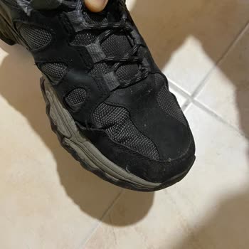 Skechers Spor Ayakkabı Dikişleri Patladı