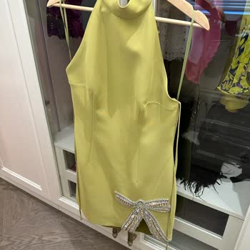 Nakish Brand Elbise Dikişleri Özensizdi