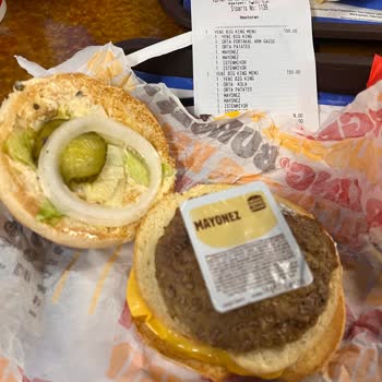 Burger King Bu Kadar Küçük Porsiyon Ve Kötü Bir Köfte Olamaz