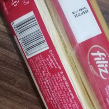 Filiz Makarna Makarnanın Yarısı Hamurdu