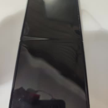 Samsung Telefon 11 Aylık Kronik Hastalıklı Cihazı Servis Kabul Etmiyor