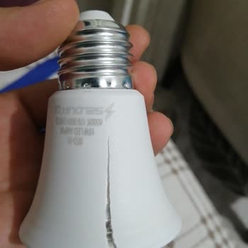 Seldur Elektrik Seldur Ampul Kısa Sürede Çatladı