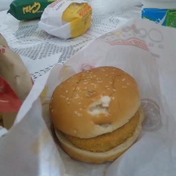 Burger King Eksik Ve Küçük Hamburger Siparişi