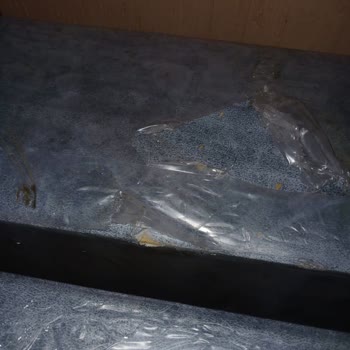 A101 Aldığım Baza Yırtık Islak Deforme Olmuş Olarak Elime Ulaştı