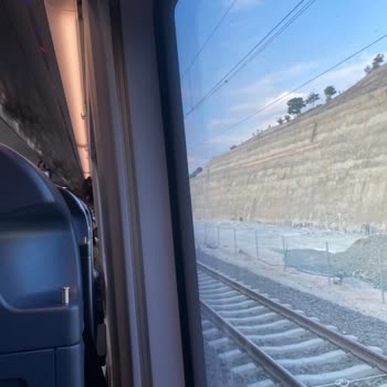 YHT (Yüksek Hızlı Tren) Sürekli Geç Kalması