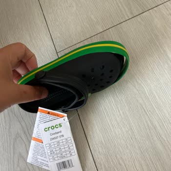 Crocs Terlik & Ayakkabı Crocs Çocuk Terlik Küçüldü