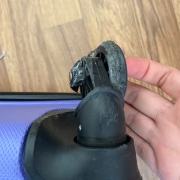 Sunexpress Hava Yolları Valiz Kırılması