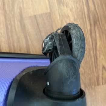 Sunexpress Hava Yolları Valiz Kırılması