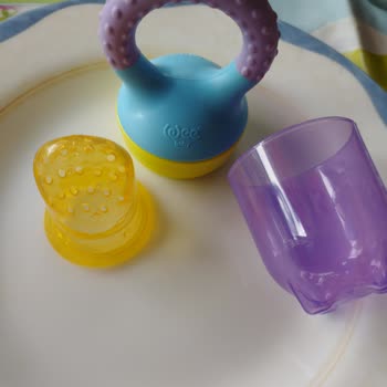 Wee Baby Meyve Emziğinin Renk Değiştirmesi
