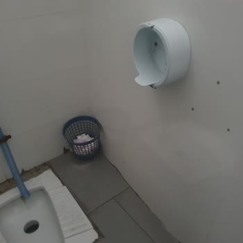 İZOTAŞ İzmir Bornova Otogar.