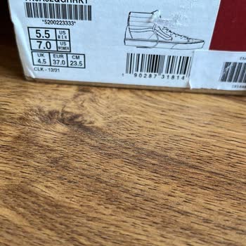 Trabzon Forum Mağazası Boyner Vans Marka Ayakkabı Hk