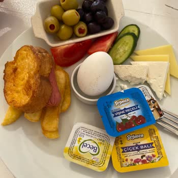 Aspat Butik Hotel Kötü Niyetli Bir İşletme, Paramızı Alamadık