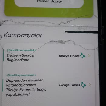 Huawei P50 Pocket Ekran Katlanma Yeri Arızası