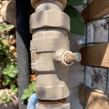 İZSU Arıza Bildirimi Bulundum, Giderilmeden Giderildi Bildirimi Aldım.