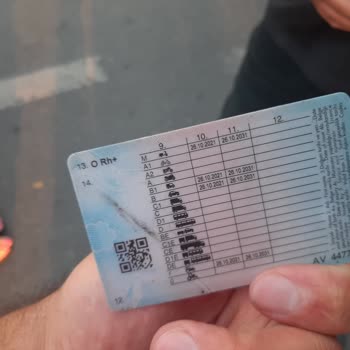 Trendyol Kuryenin Arabama Çarpması