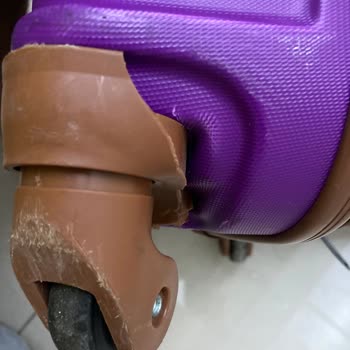 THY Sözünde Durmayıp Parçalanan Valizim Yerine 300 TL Teklif Etti