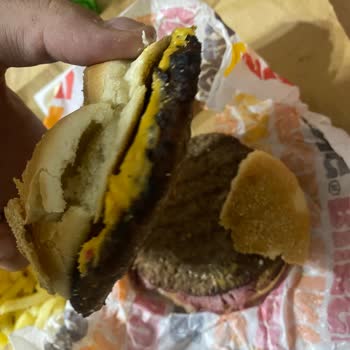 Burger King Siparişi Eksik Ve Yanlış Geldi