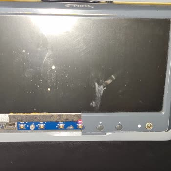 Kamil Koç Eski Kırık Otobüs