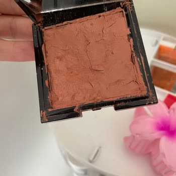 Selin Beauty Yanlış Ve Kırık Allık Gönderdi...