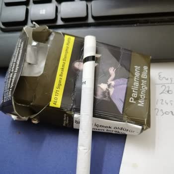 Parliament Midnight Blue Hatalı Üretim