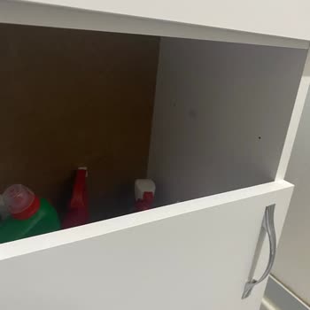 A101 Şikayet Banyo Dolabı