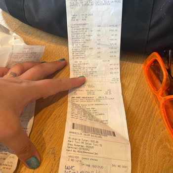 Bodrum Shop & Go AVM Değilsin Hatta Mağaza Bile Değilsin!