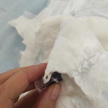 Sleepy Bebek Bezi İçinde Bilinmeyen Cisim
