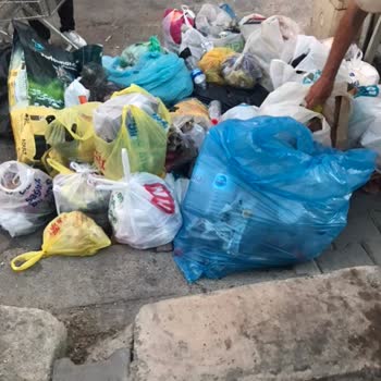 Buca Belediyesi İşçievleri Semti Çöp