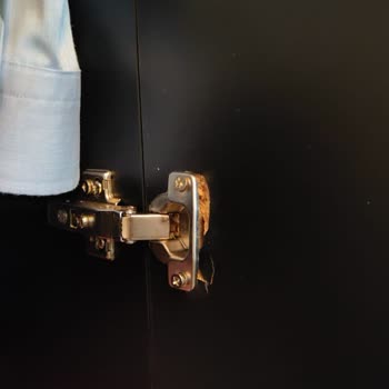 Yataş Enza Home-Yataş 1,5 Aydır Temin Edilemeyen Gardırop Kapağı