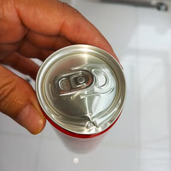 Coca-Cola Kutusunun İçi Boş Çıktı