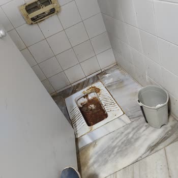 Özgürlük Parkı İçindeki WC Bakımsızlıktan