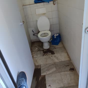 Özgürlük Parkı İçindeki WC Bakımsızlıktan