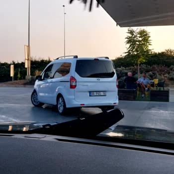 My Peugeot 2008 Damaged by Faulty Brush at Shell