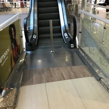 Krempark AVM AVM Asansörleri Çalışmıyor