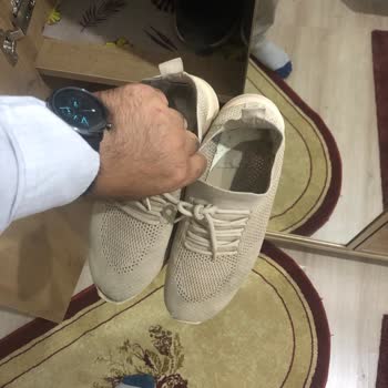 Derimod Daha Yeni Olan Ayakkabıların Yırtılması