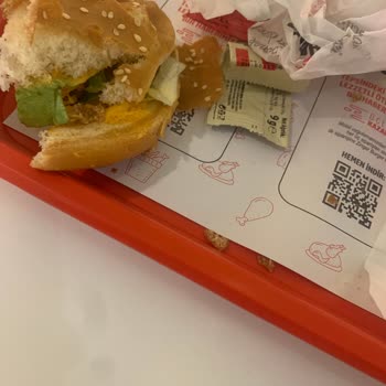 KFC Bayat Burger Ekmeği