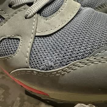 Ankara Form FLO Mağazası İlgisizliği