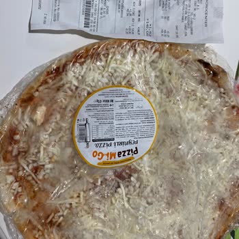 Macro Center 15 Dakika Bekletip Donmuş Pizzayı Eridi Deyip Almadı