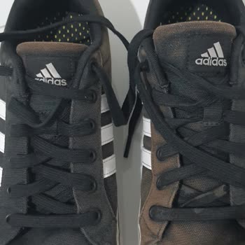 Adidas Ayakkabı Renk Solması Ve Deformasyonu