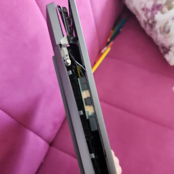 Vatan Bilgisayar Laptop Şişlik Yüzünden Ben Suçlandım