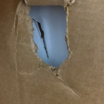 Bosch Buzdolabında Derin Çizik