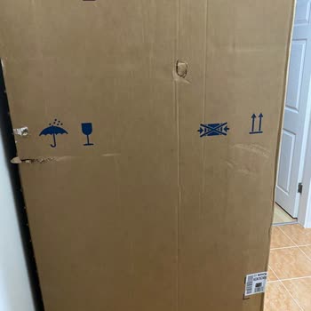 Bosch Buzdolabında Derin Çizik