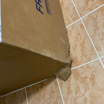 Bosch Buzdolabında Derin Çizik