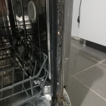 Servisfoni Teknik Servisi Çalışanları Makinemi Mahvetti