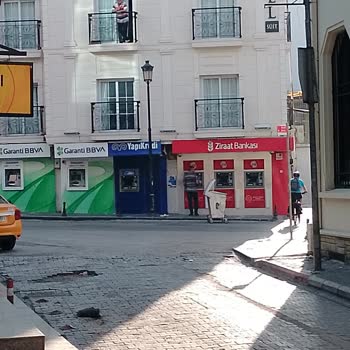 Adana Büyükşehir Belediyesi Otopark Görevlisi Araç Parkı Yaptırmıyor Uzun Süreli Park Yaptığımız