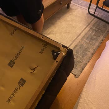 Kelebek Mobilya Aşırı Kötü Koltuklar Ve Kötü Servis Montaj