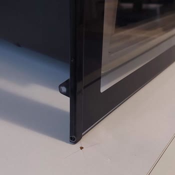 Simfer Fırın Kapak Sol Menteşe Problemi